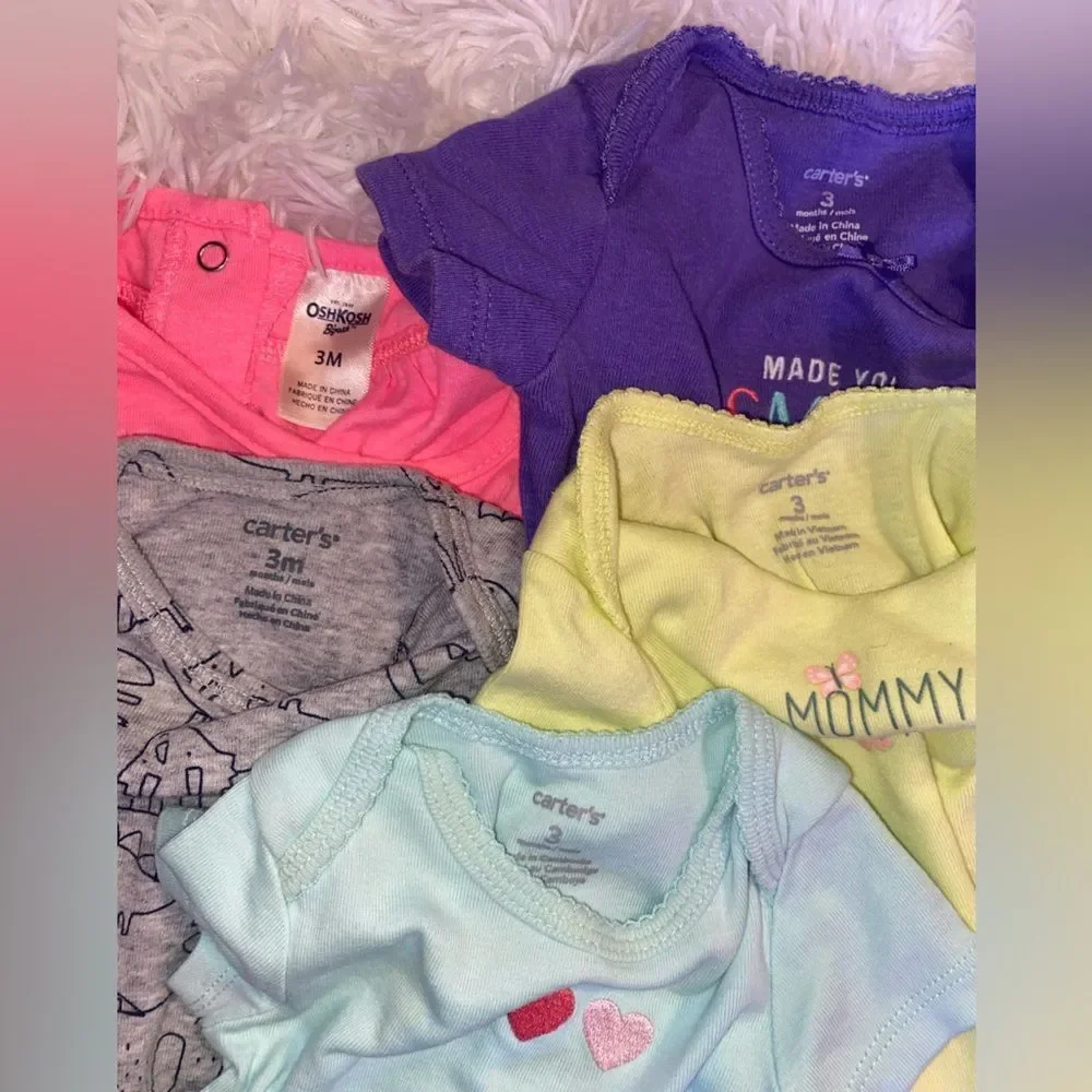 Bundle (5) 3M Baby Girl Short Sleeve Onesies, (4) Carters (1) OshKosh